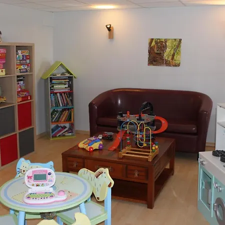 Hotel Les Charmilles 2*