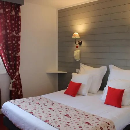 Les Charmilles 2* ベス・エ・サンタナステーズ