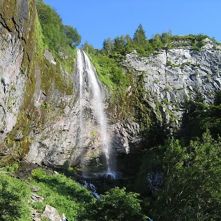 Les Charmilles ベス・エ・サンタナステーズ