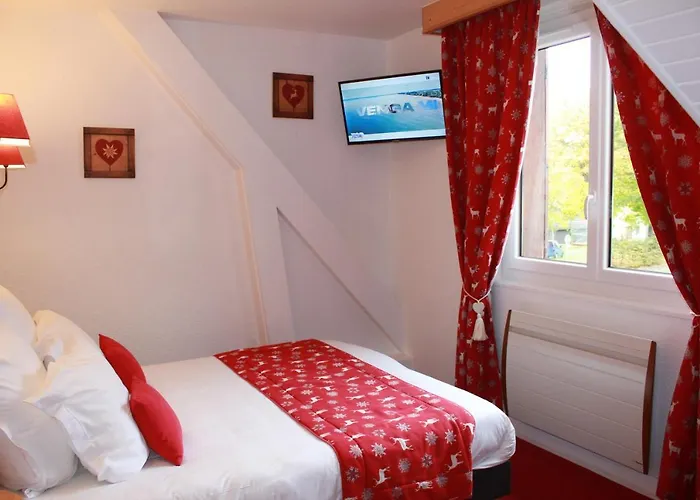 Les Charmilles 2* Бес-э-Сент-Анастез